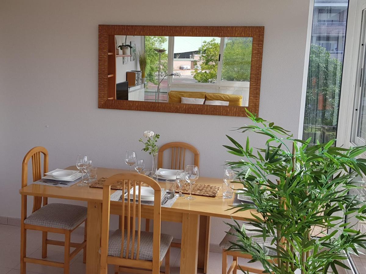 Luminoso Apartamento Playa Ris Con Garaje 노하 외부 사진